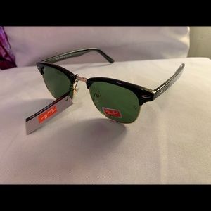 Ray-Ban Clubmaster RB3016